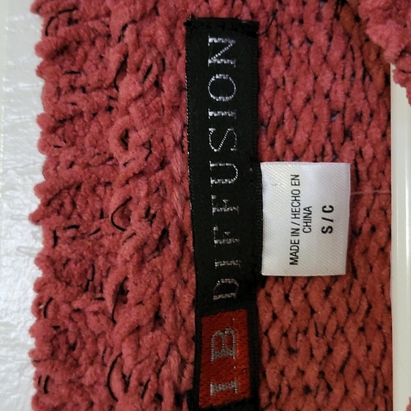 Pullover - Picture 2 of 4